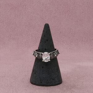 sterling silver oval-cut cz ring size 6.5